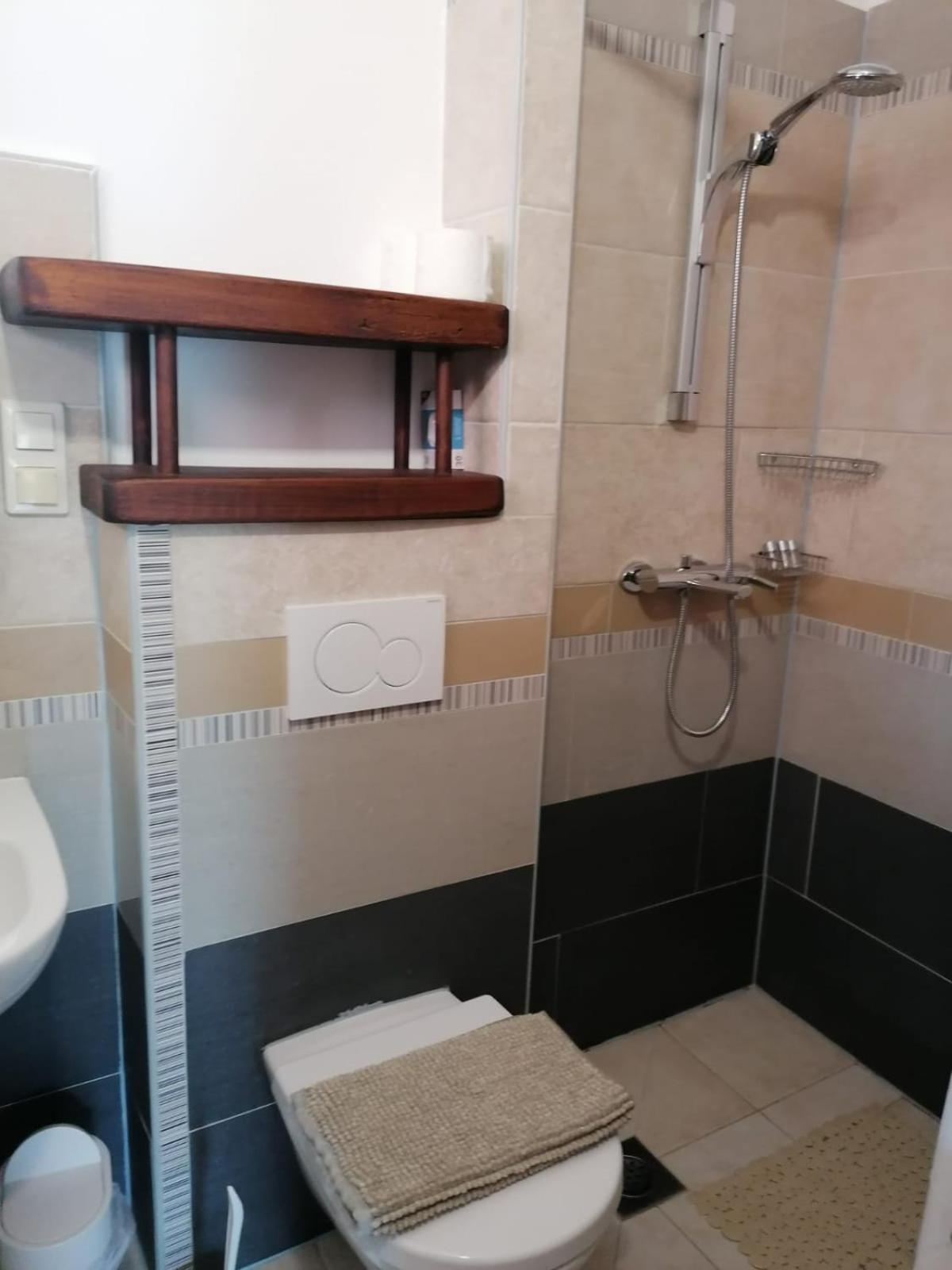Rooms S&I Korana سلوني الغرفة الصورة